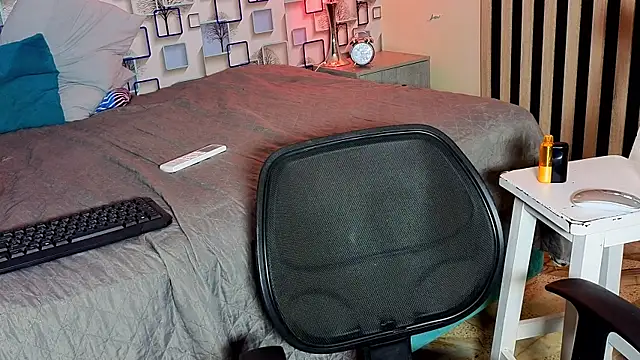 LoganSteel_ webcam