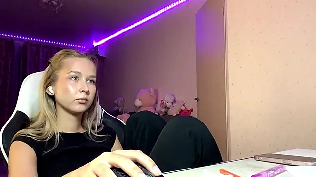 JoyBold webcam