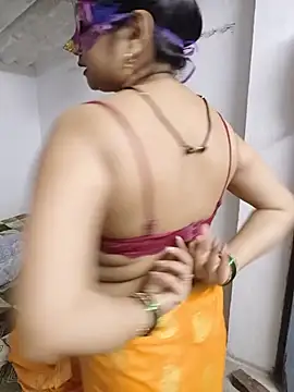 SexyBhumii webcam
