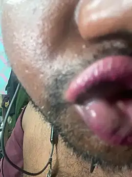 Apple_boy_tamil webcam