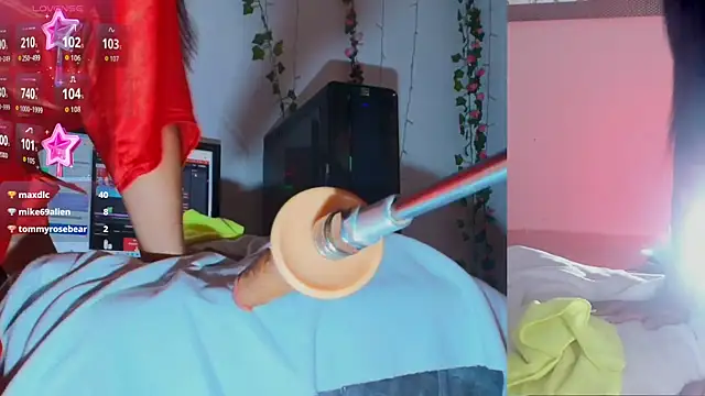 Katesunder_ webcam