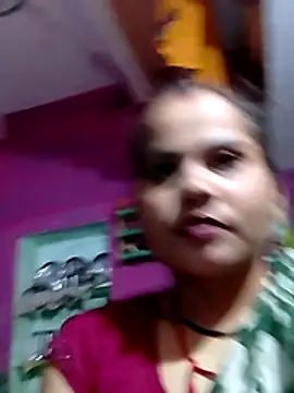 Hotpoojapal365 webcam