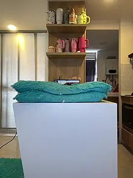 tabata_monroee webcam