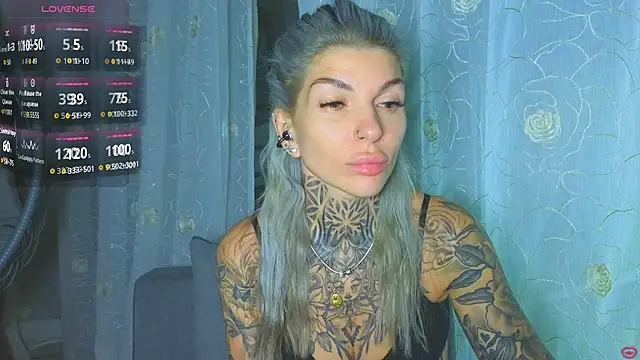 tattooedBabyy webcam