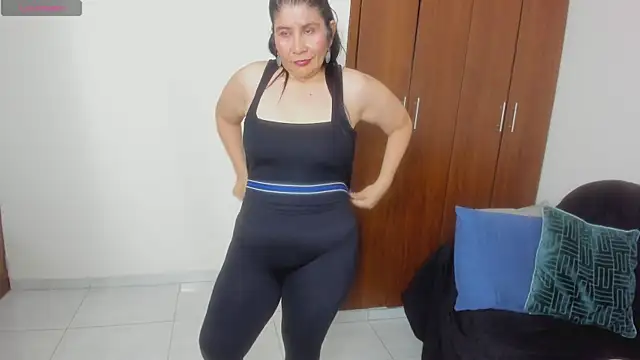 kiraGeiner webcam