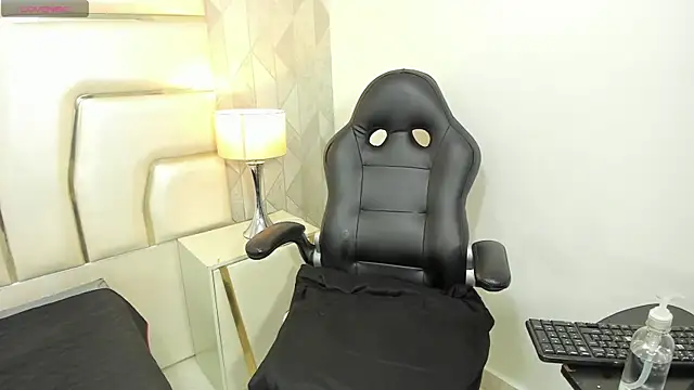 NahianMorris webcam