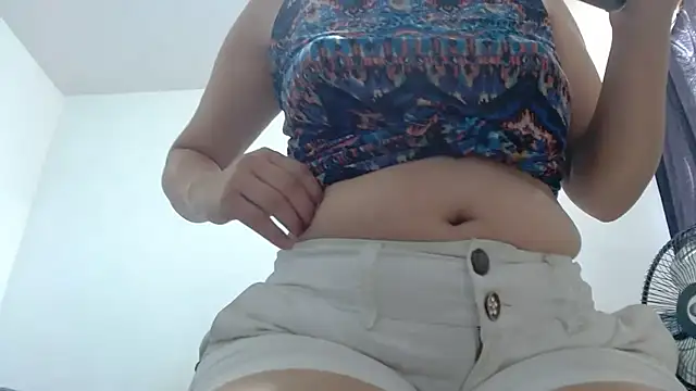 nicolle_milf1978 webcam