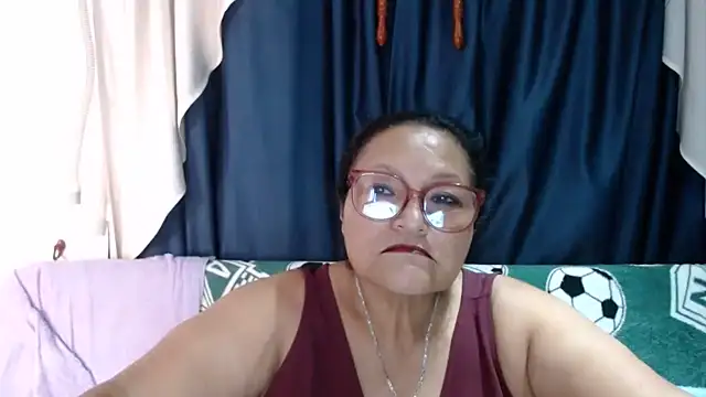 _BellaNocturna webcam