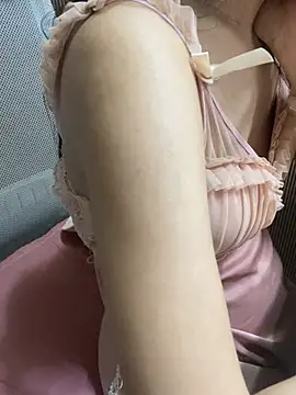 Mina048 webcam