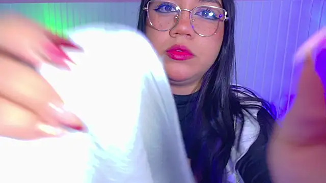 emma_smile webcam