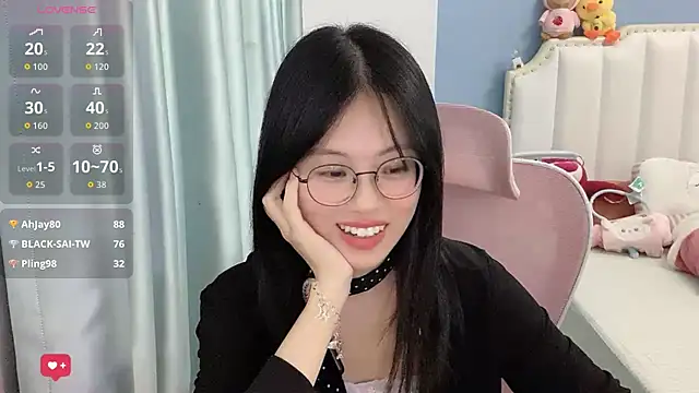 Luna-666 webcam