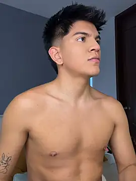 OnlySantty webcam