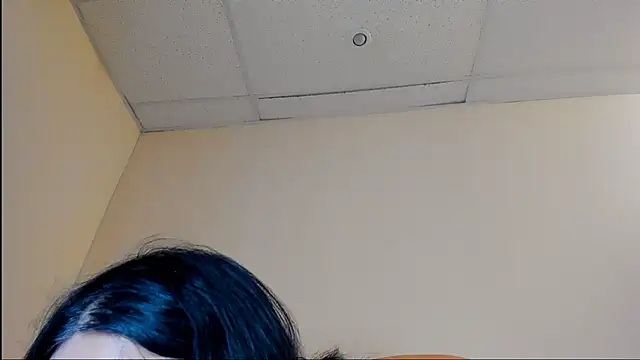 Wife4Cuck live cam on StripChat