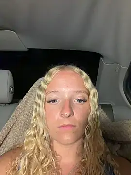 sophie_cute06 (G young) - Brüste zeigen