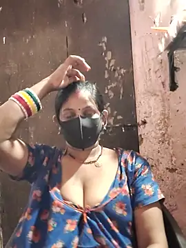 Hotcouplepriya webcam