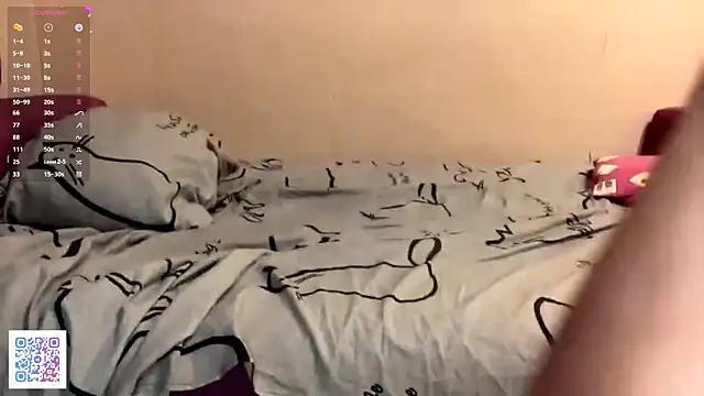 DianeAdams webcam