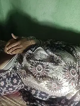 Sexy-Bhabi69 live cam on StripChat
