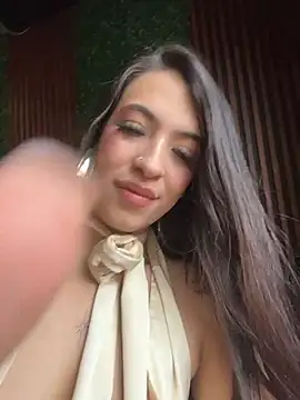 ArianaBlum webcam
