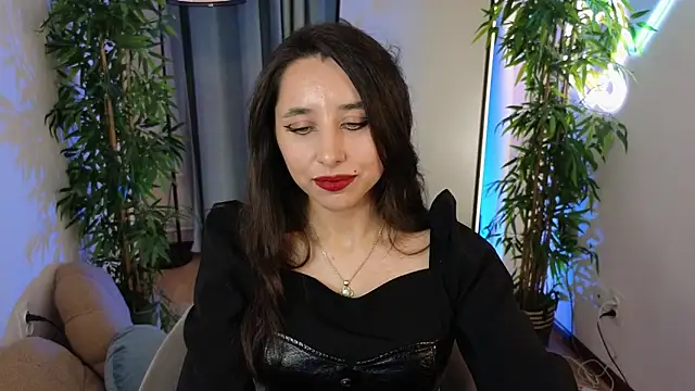 KiraNoir___ webcam