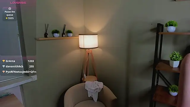Babeneedflex webcam