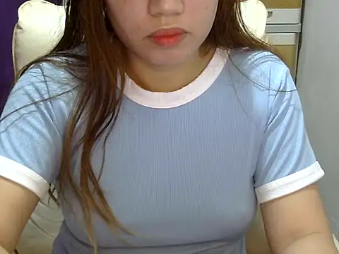 __luvvlll01__ - __luvvlll01__'s free webcam - UK Sex Cams