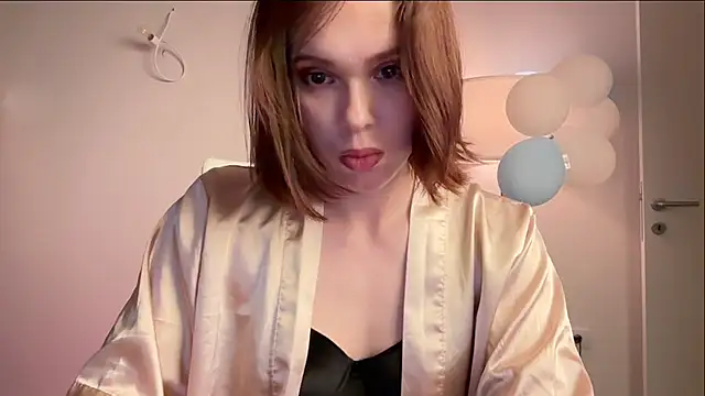 stacyluxxe webcam