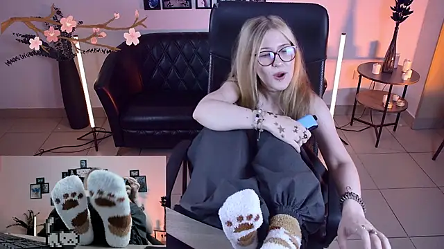 lanafitch webcam