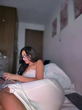 DulceLenns webcam