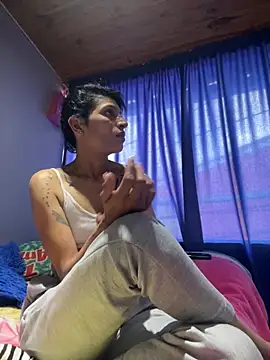ImCrazzy live cam on StripChat
