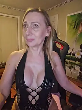 HotLana69 webcam