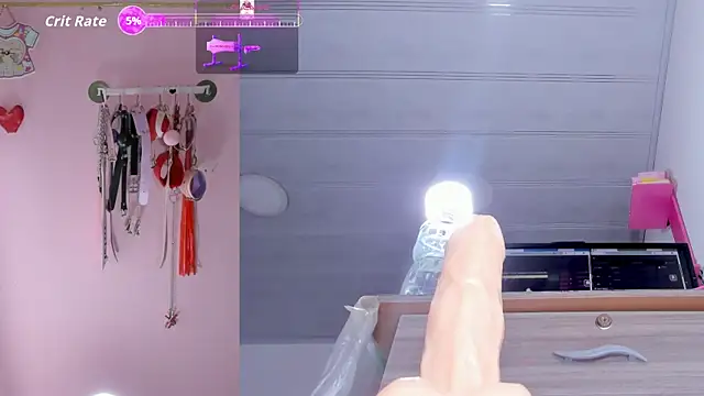 emily_foxxxii webcam