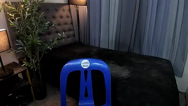 delightfulasianhugecock webcam