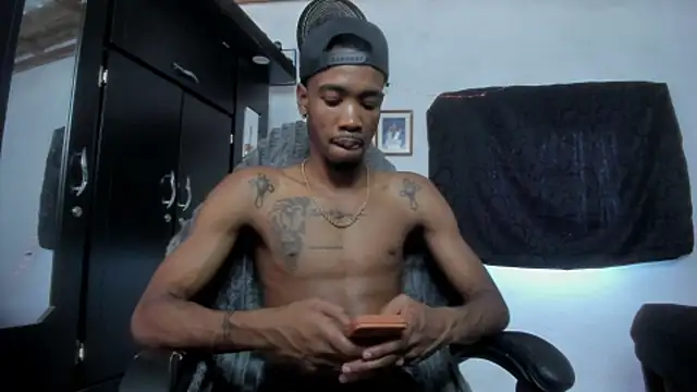 Kofi_exotic_2