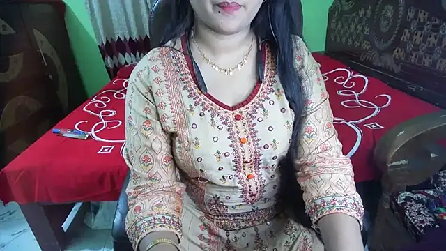 BengaliQueenStar webcam