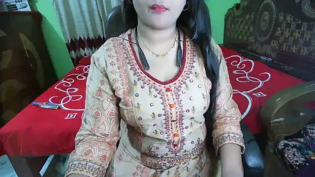 BengaliQueenStar webcam