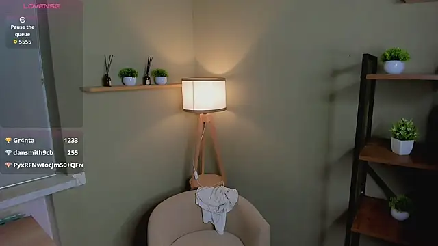 Babeneedflex webcam