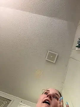 lolabunny9 webcam