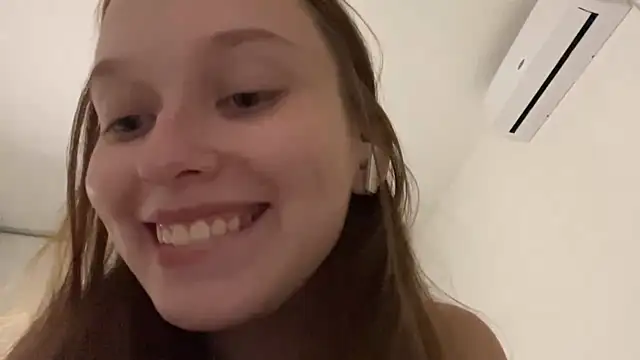 Eva_Shining_Star webcam