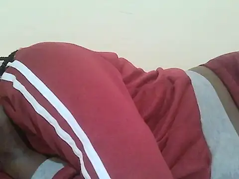 roziebeauty webcam