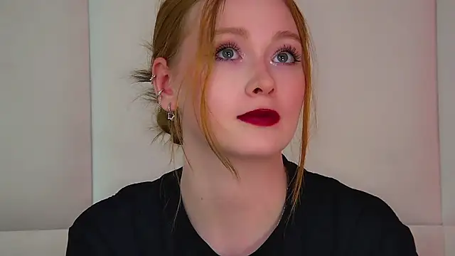 AgataFoxley webcam