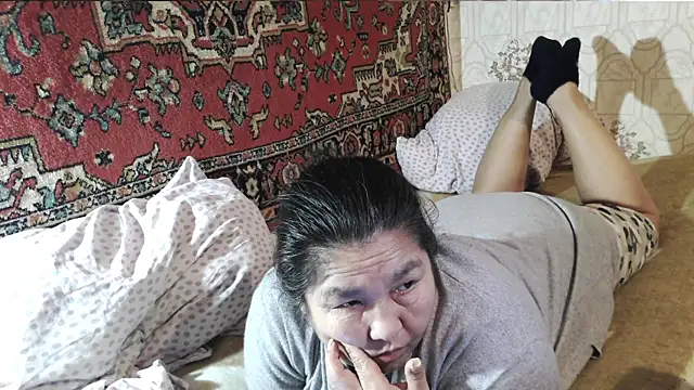 Zulfiya_Bruce webcam