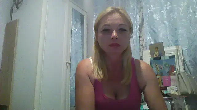 Lola_115 webcam