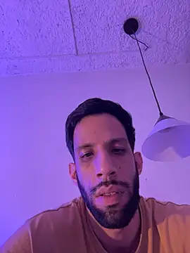 Karim_mansur webcam
