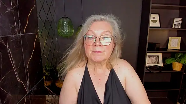 NataliMellow webcam