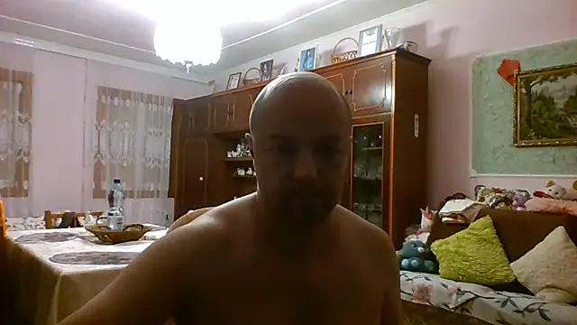 Luceriusbigass webcam
