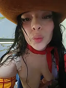 Zoebreastmilk2 webcam