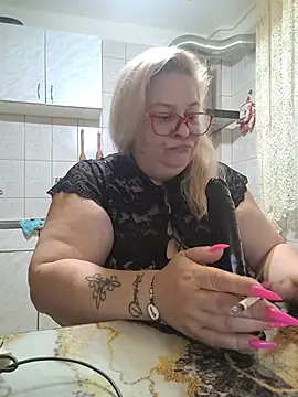 AriannaMilf webcam