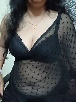 Priya_Boudi webcam