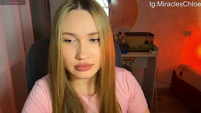 ChloeMillerMeow webcam