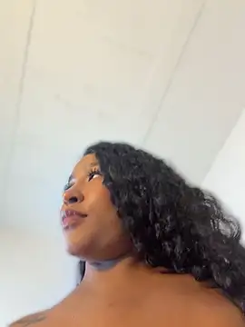 izzybelmonth12 webcam